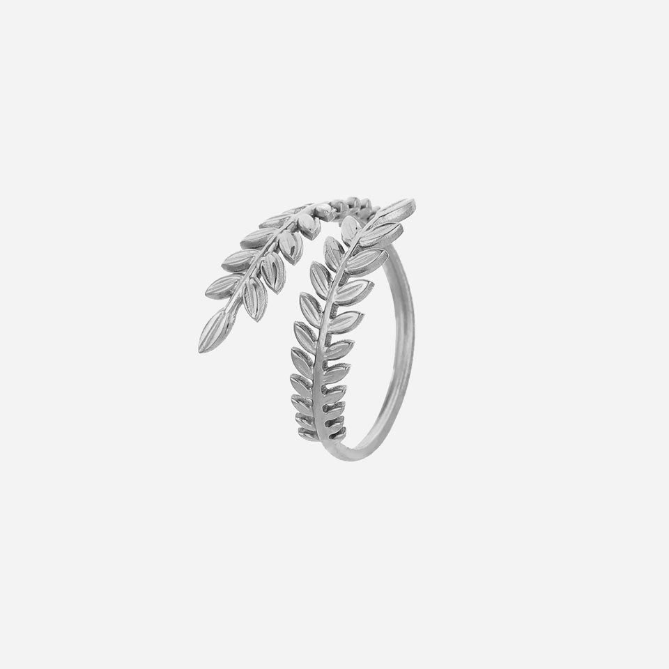 Silvery Leaf Ring
